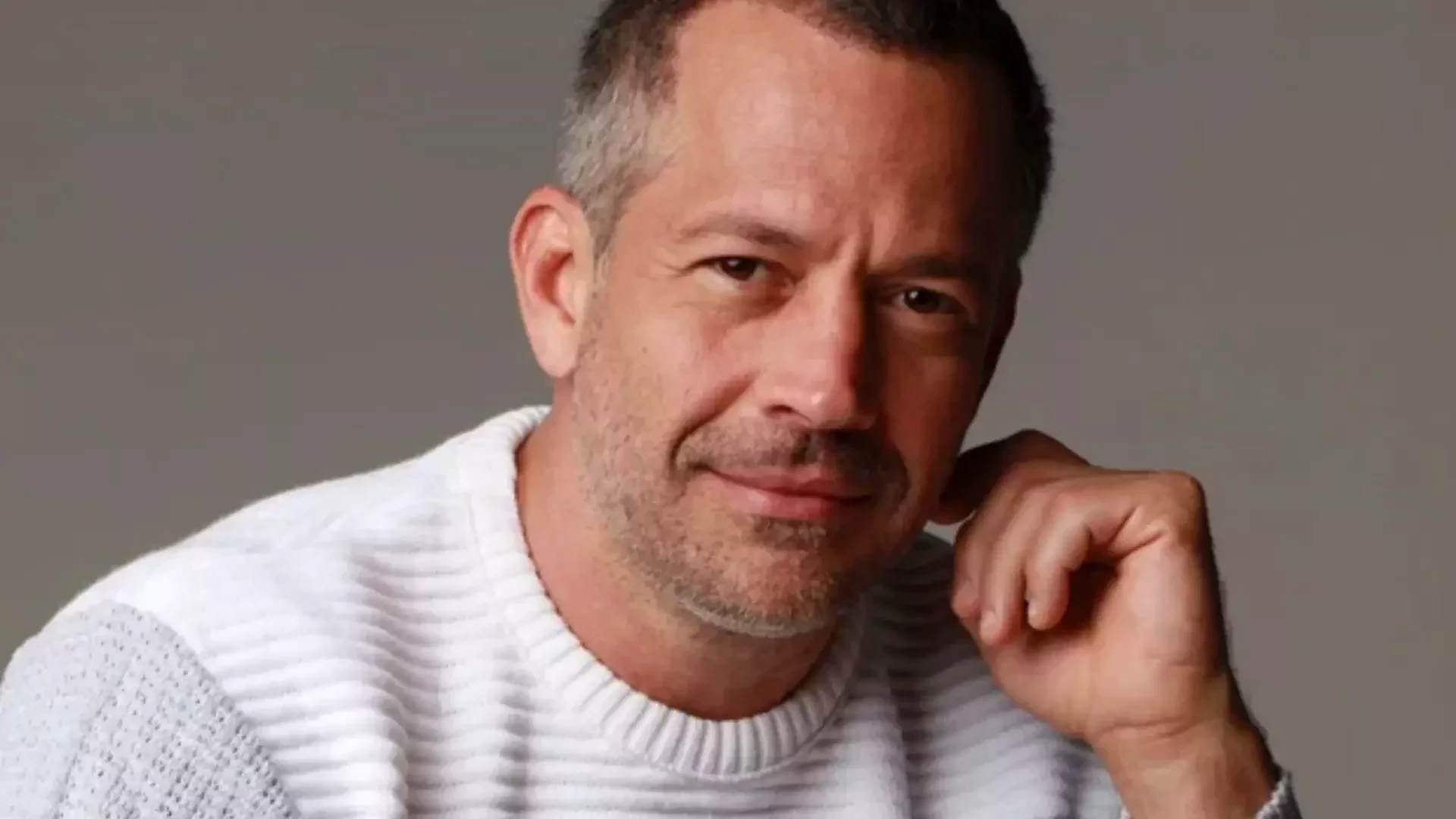 Conheça os famosos que são gagos e você nem imaginava  - imagem 119725