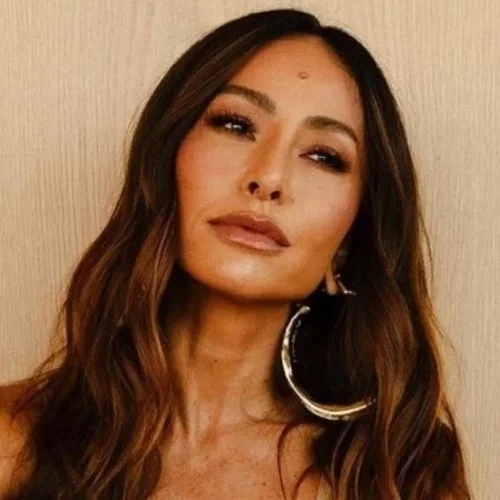 De stripper a empregada doméstica! saiba o que os famosos faziam antes da fama - imagem 119857