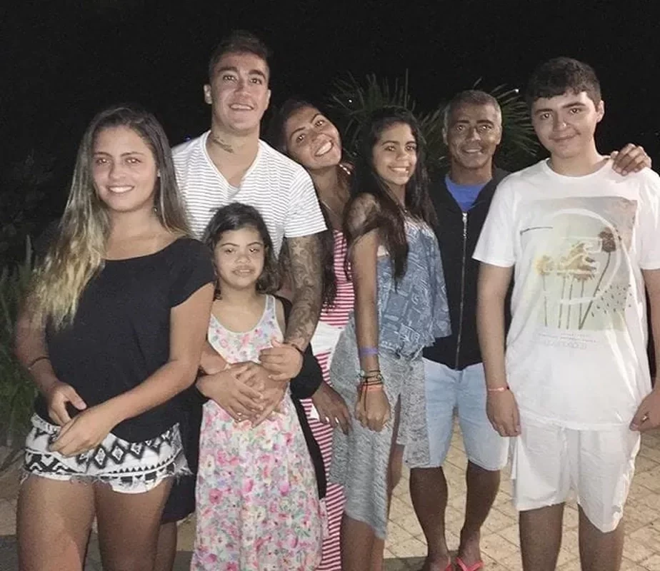 Conheça os famosos que têm uma penca de filhos; brasileiro é recordista - imagem 119575