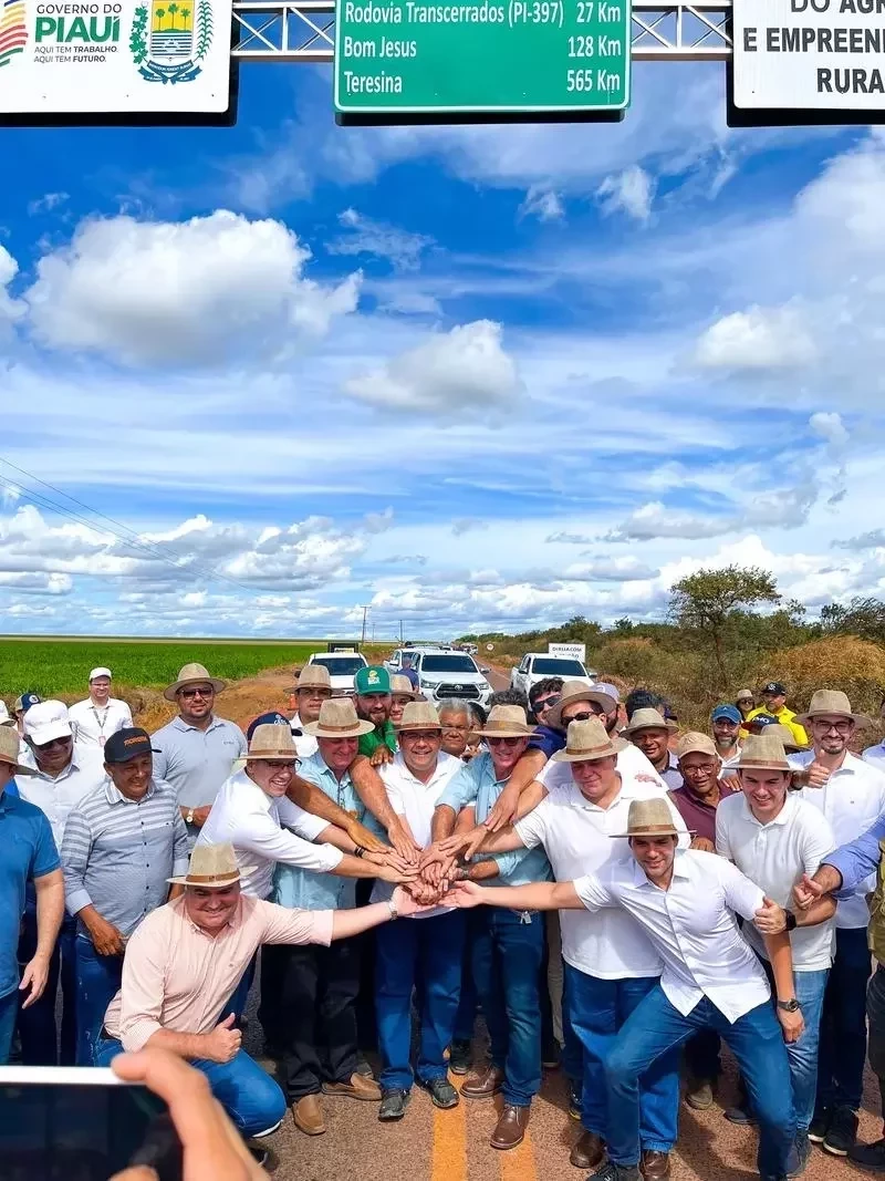 ExpoSoja 2024: Segundo Dia Destaca Inauguração de Rodovia pelo Governador - Imagem 1