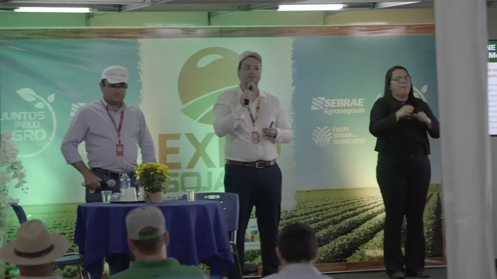 ExpoSoja 2024: Segundo Dia Destaca Inauguração de Rodovia pelo Governador - Imagem 3