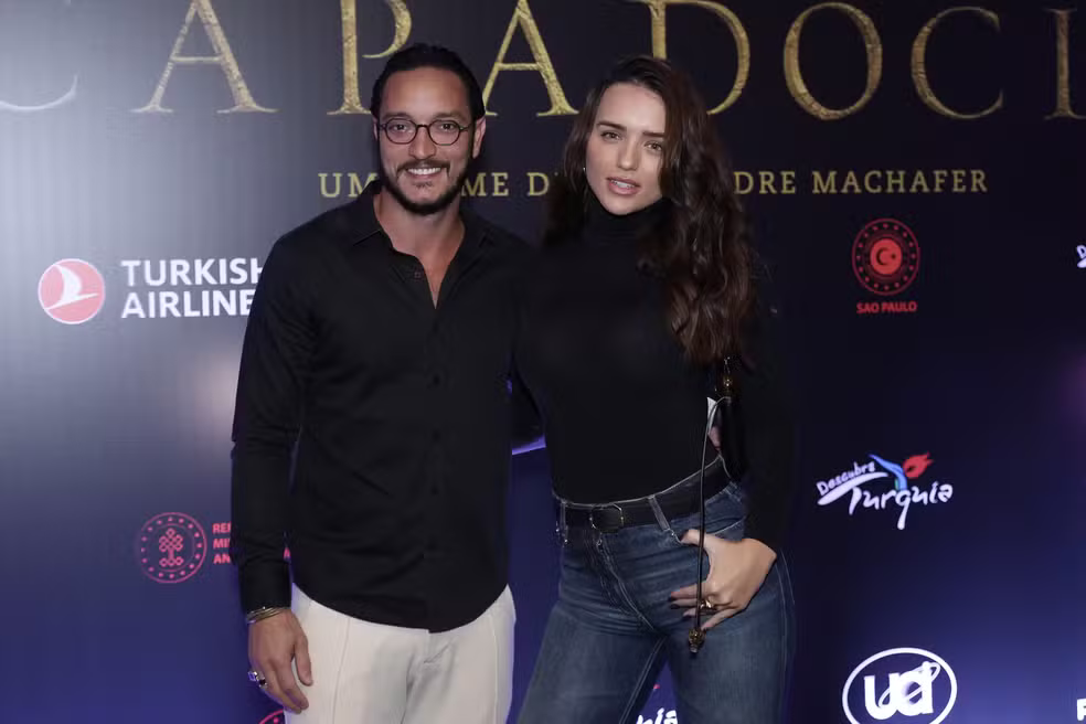 Dia dos namorados! Os casais de famosos mais fofos e apaixonados  - imagem 120131