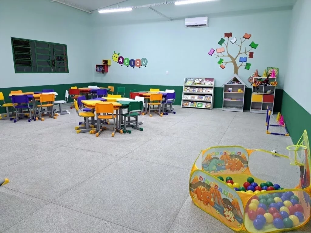 Prefeitura entrega reforma e ampliação da escola Mariano de Oliveira - Imagem 4