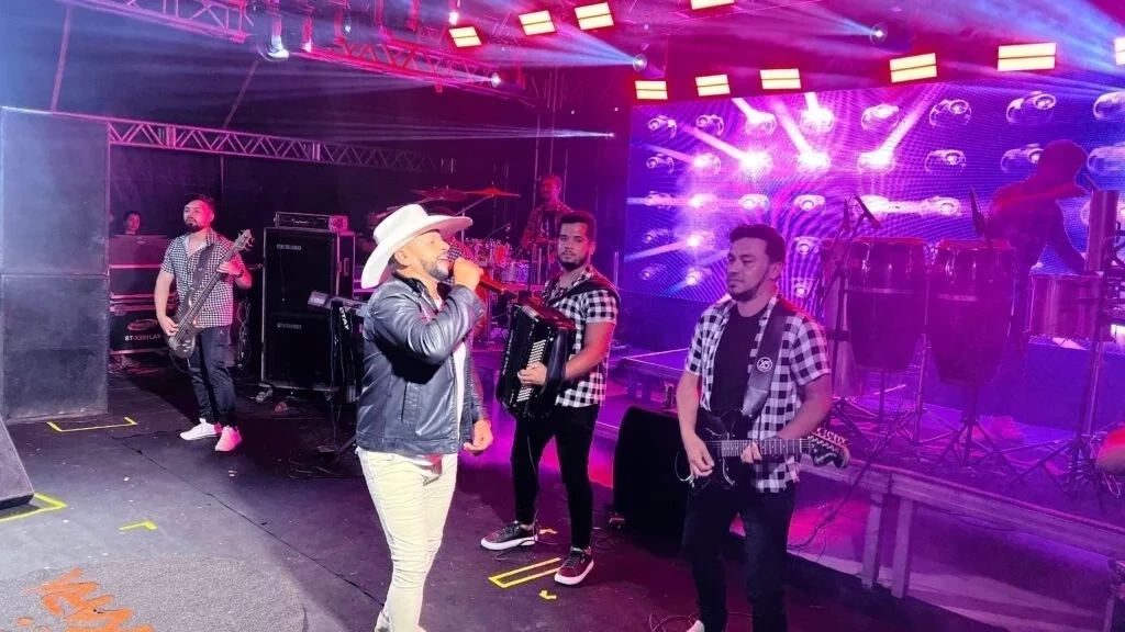 Primeira noite do Festival Cultural dos Cocais foi um sucesso - Imagem 17