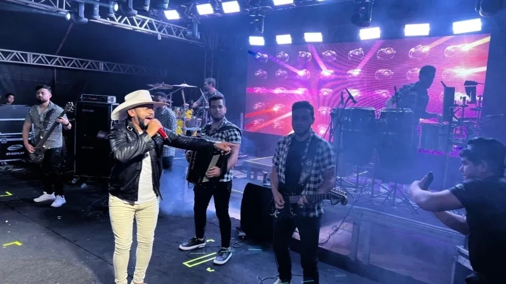 Primeira noite do Festival Cultural dos Cocais foi um sucesso - Imagem 37