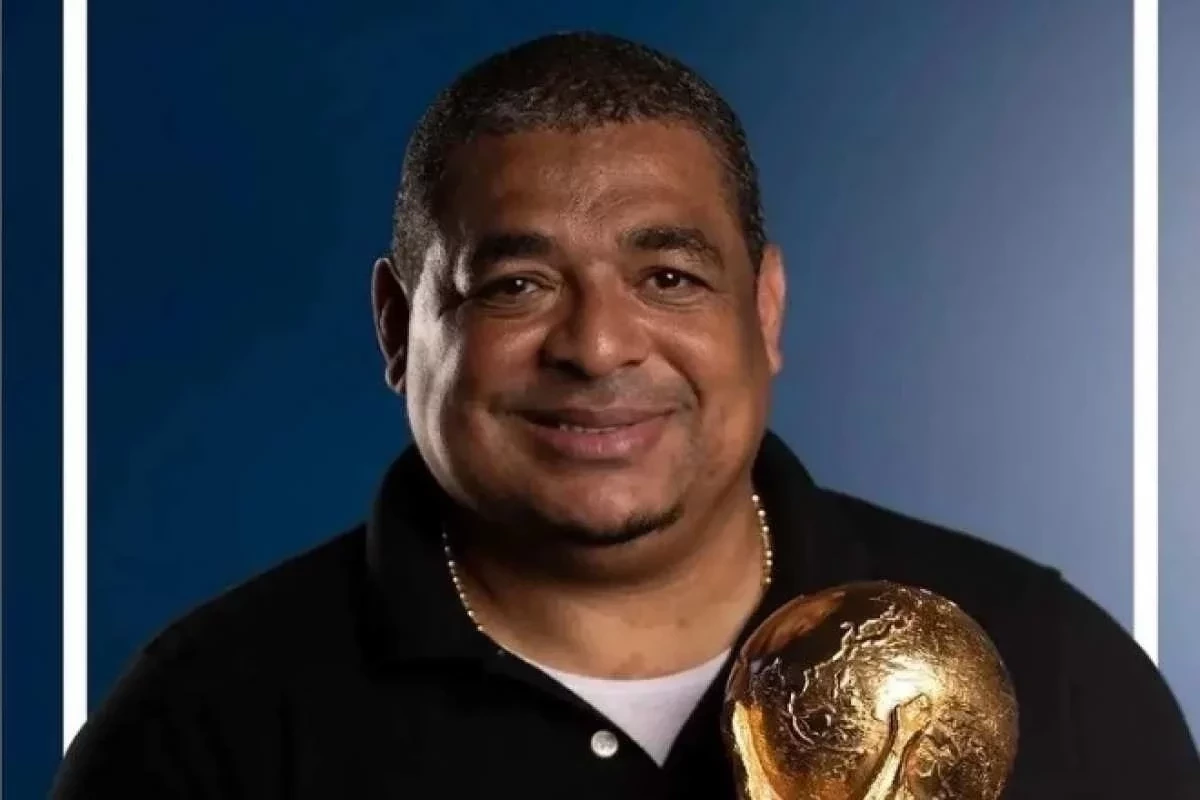 Além de Tony Salles, relembre outros famosos que  já posaram nus - imagem 121091