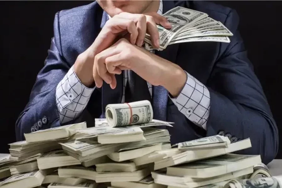 Quais os 5 signos que só pensam em dinheiro? - imagem 121364