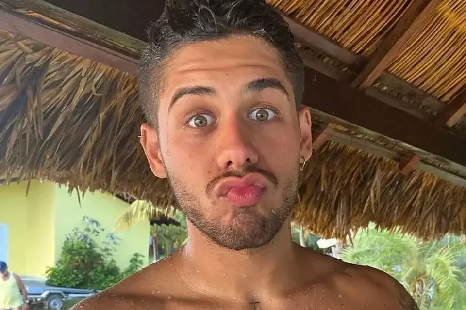 Saiba quem são as celebridades que têm hábitos de higiene controversos  - imagem 121400