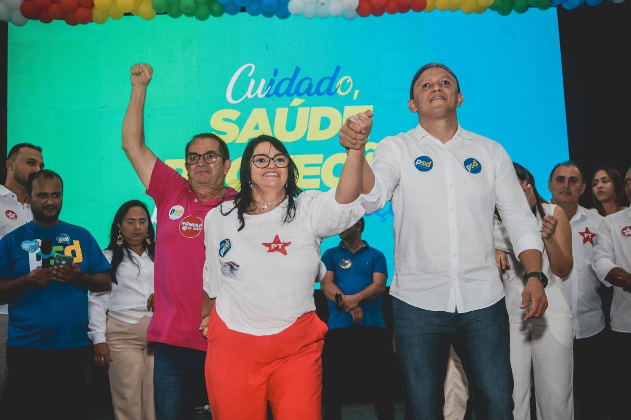 Multidão participa de convenção em apoio a Júnior Ribeiro Marinalva Chaves