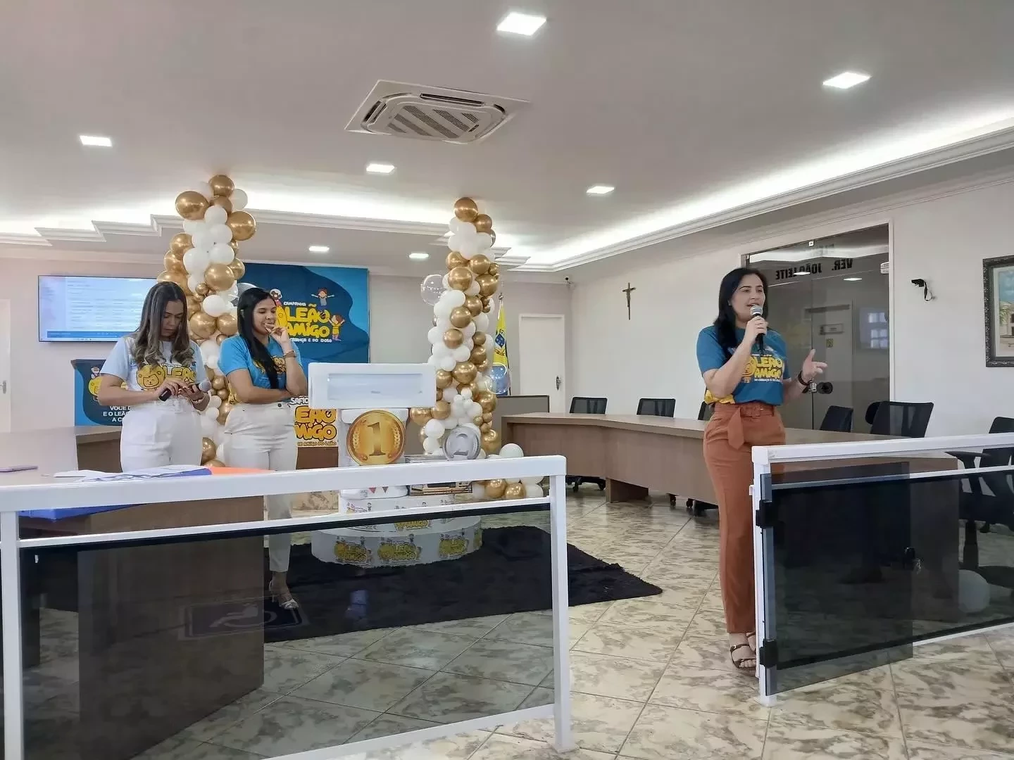 Prefeitura entrega Cartão Reforma e prêmios do 'Leão Amigo' em Oeiras - Imagem 2