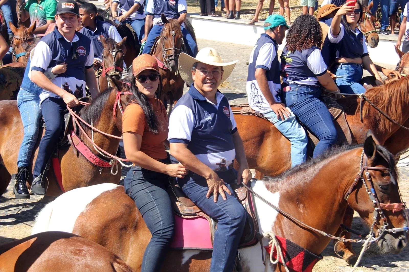 Mega Cavalgada reúne mais de mil vaqueiros em Água Branca - Imagem 6