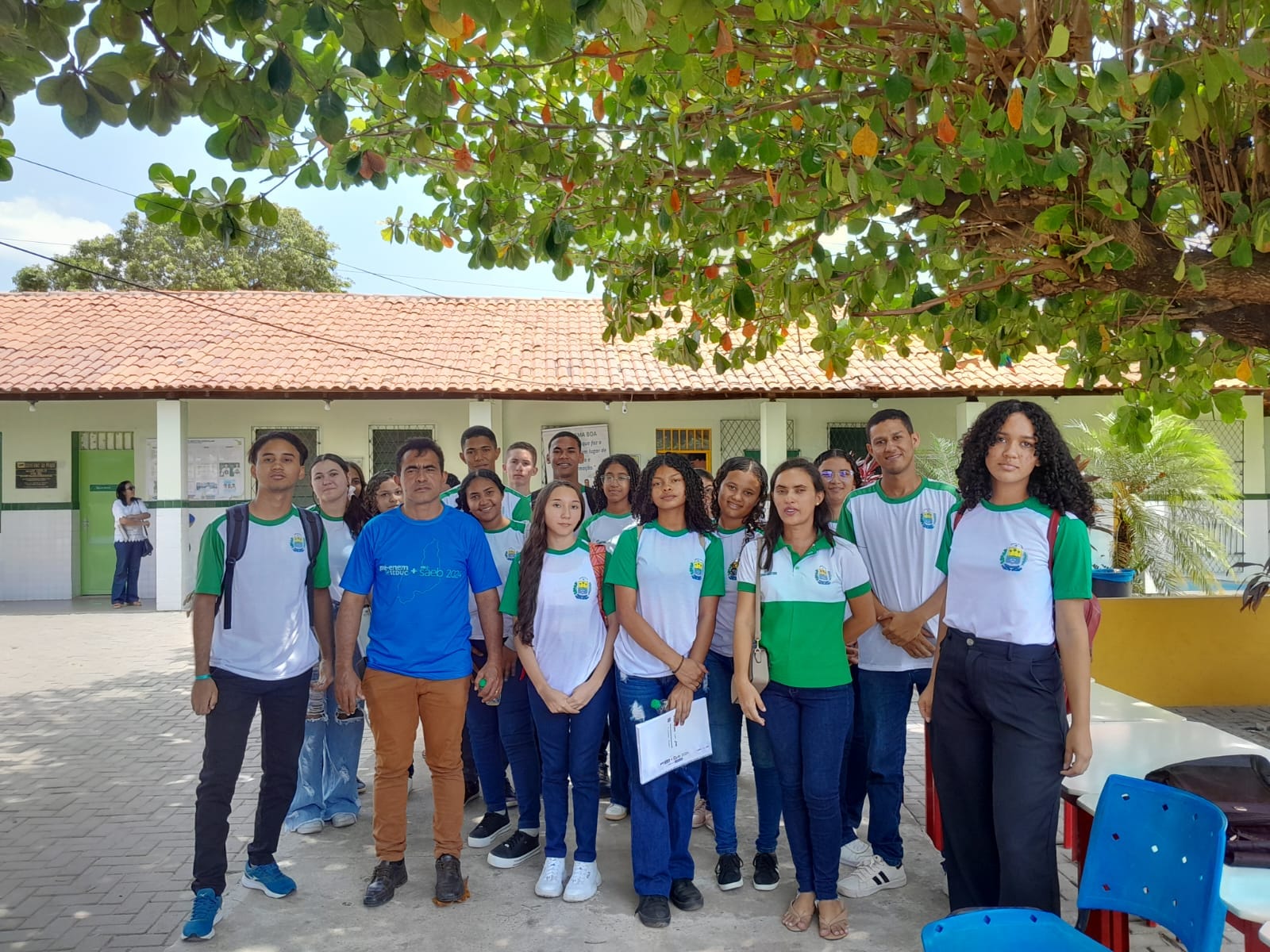 Estudantes do CETI Raimundo Martins participam de Pré Enem + Saeb da Seduc
