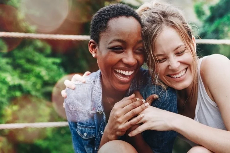 Estes 3 signos vão se reaproximar de velhos amigos na reta final de agosto