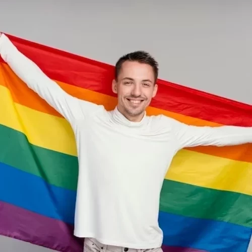 Conheça os signos mais gays do zodíaco; o seu está entre eles? - imagem 121944