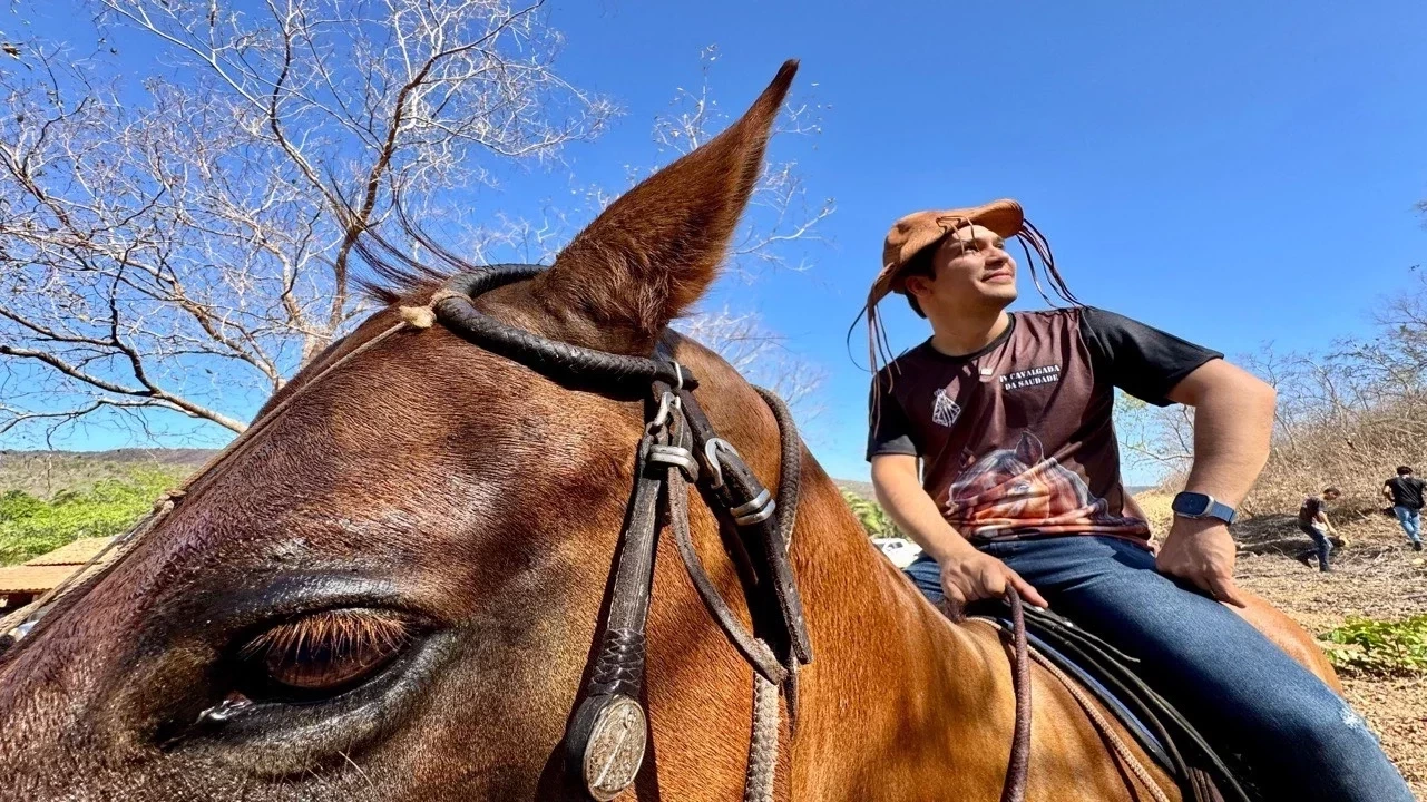 Gilberto Júnior e Pedro Moreira Percorrem Zona Rural de Uruçuí em Campanha  - Imagem 2