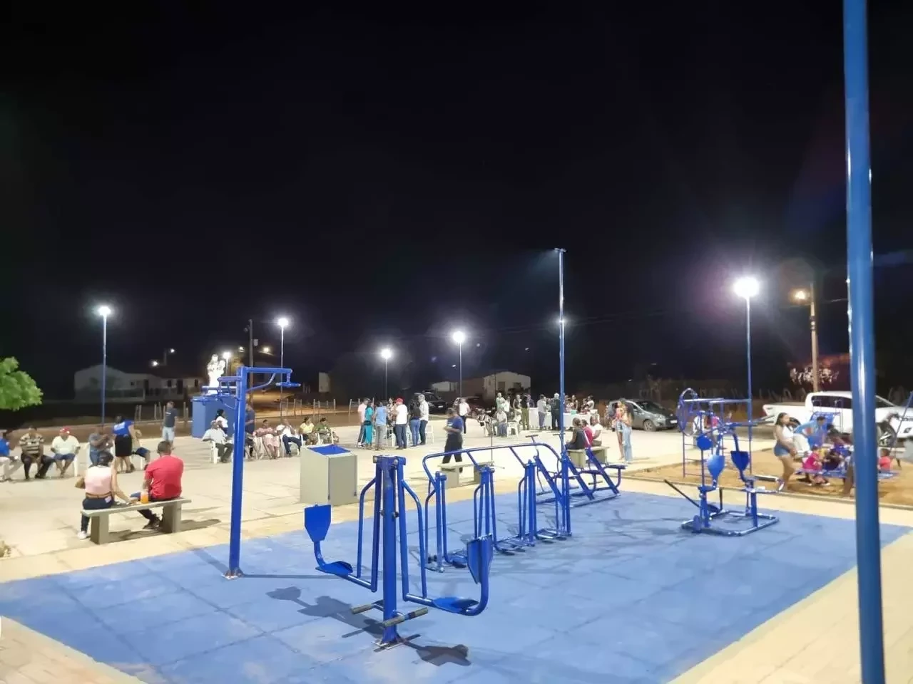 Tapera dos Tonicos ganha praça com parque e academia da saúde em Oeiras - Imagem 1