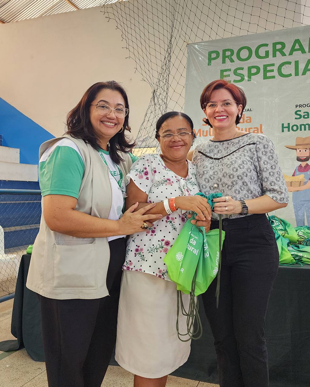 Prefeitura e Senar realizam centenas de atendimentos médicos em Oeiras