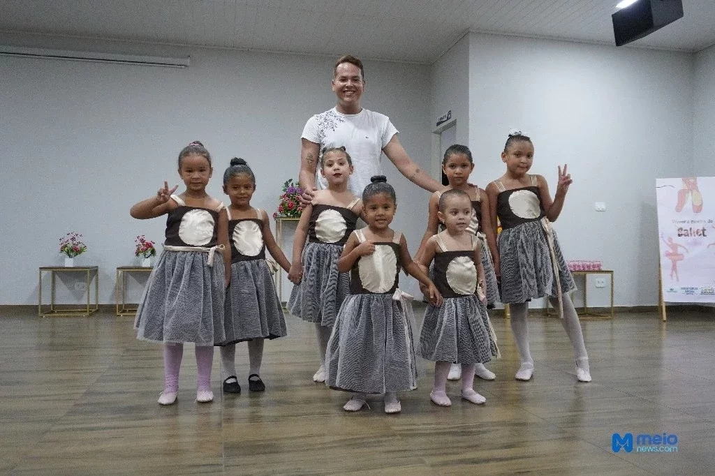 Itainópolis: Grupo Ballet Encanta Público em  primeira mostra de balé. - Imagem 2