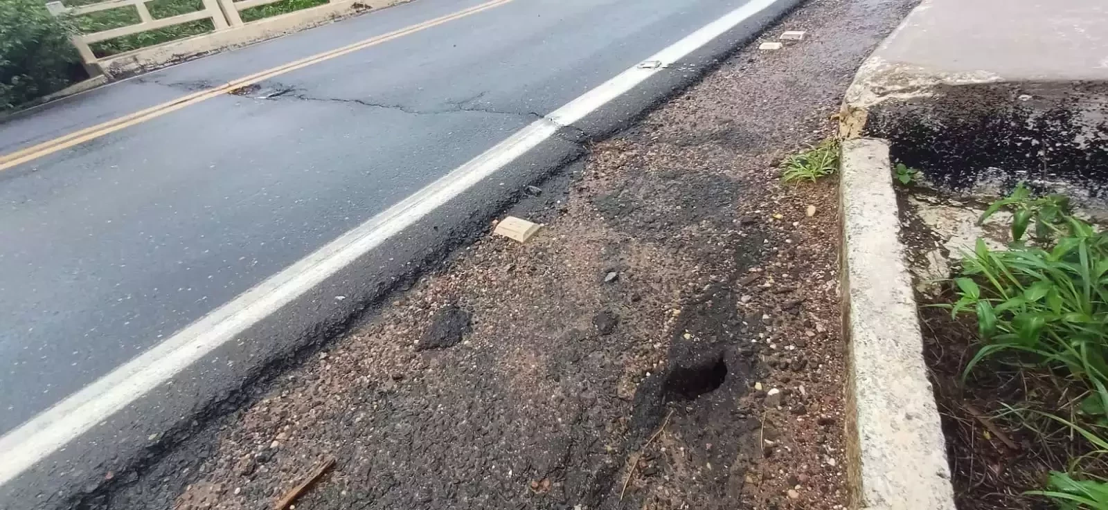 Ponte apresenta fissuras em estrutura na BR 316 após fortes chuvas
