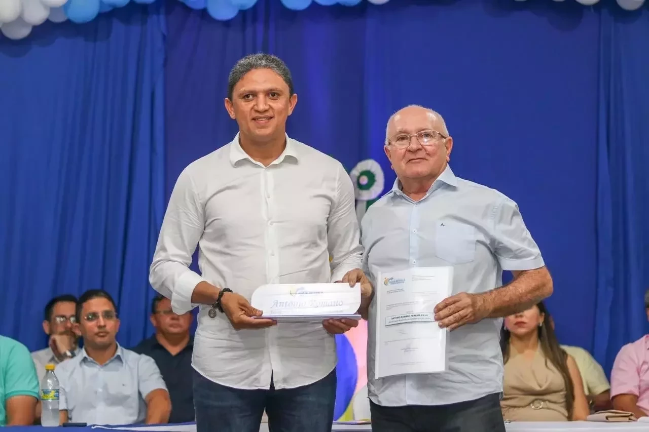 Prefeitura de Água Branca empossa secretariado da gestão 2025-2028 - Imagem 3