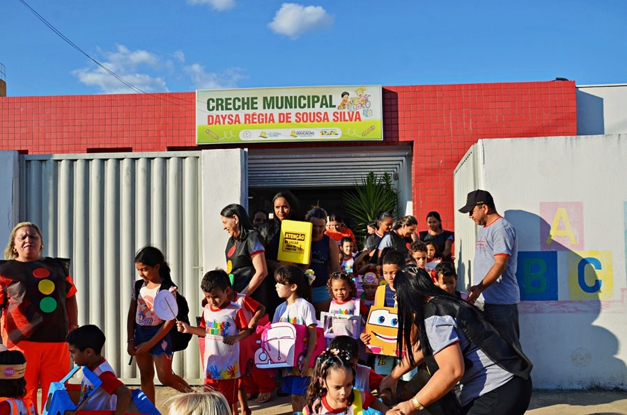 Creche Municipal Daysa Régia realiza projeto sobre educação no trânsito em Santo Antônio de Lisboa - Imagem 4