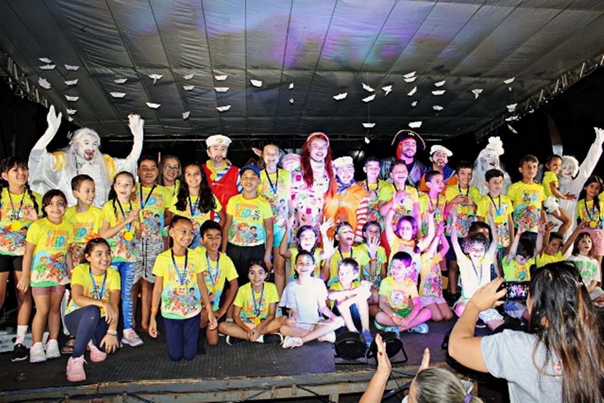 Multidão prestigia grande festa em alusão ao Dia das Crianças em Santo Antônio de Liboa - Imagem 2