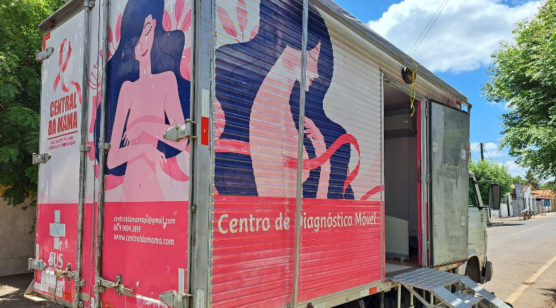 Carreta da Central da Mama realiza 360 mamografias em São João do Arraial