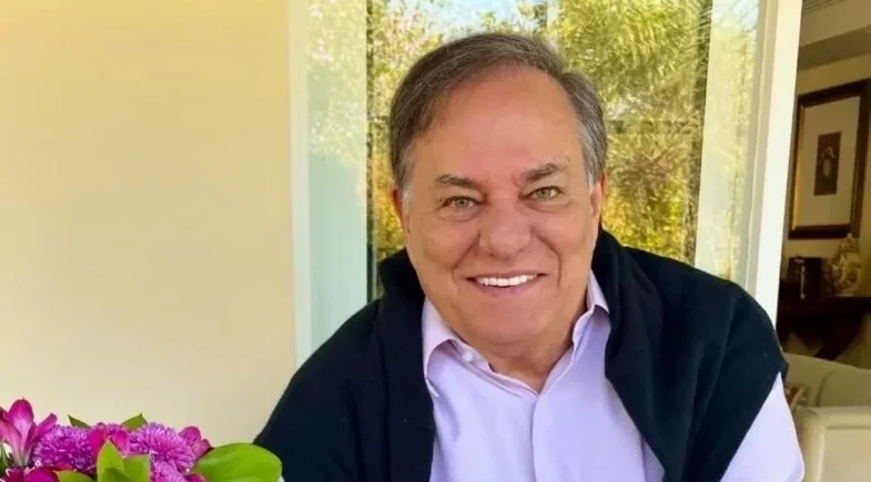 Ronnie Von diz que fã já atacou seu órgão genital: “Tanta dor”