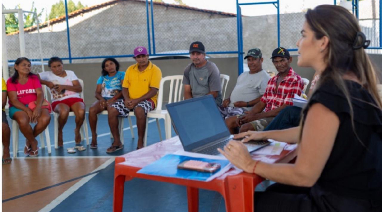 Prefeitura de Parnaíba avança nas ações de fortalecimento das famílias de carvoeiros no município