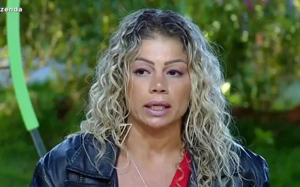 Além de Gaby Spanic, relembre outros participantes que foram expulsos de  'A Fazenda'  - imagem 135042