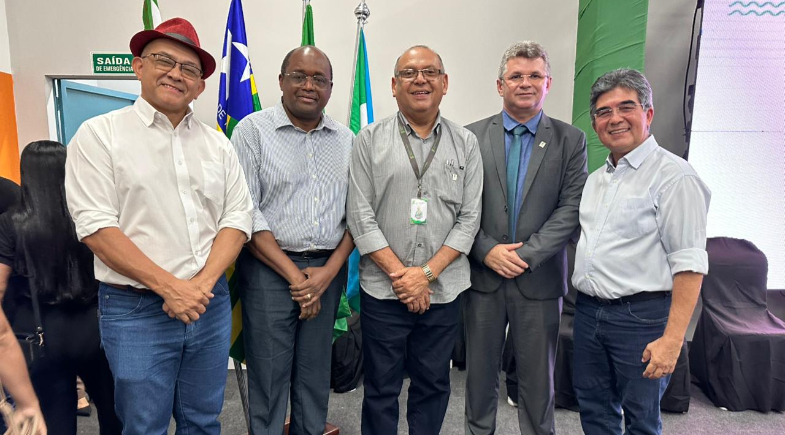 Prefeito Abdoral Melo participa de audiência pública sobre cursos do IFPI em Esperantina