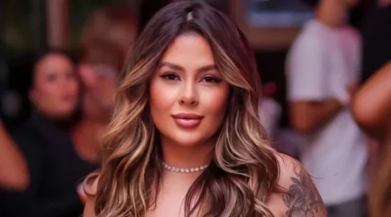 Influencer Rafaela Del Bianchi, ex de jogadora da Seleção, morre em grave acidente