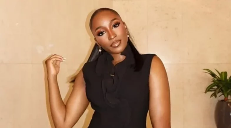 Apresentadora Sommie morre após pular do prédio para fugir de assalto