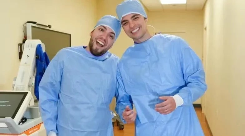  Mia, filha de Lucas Rangel e Lucas Bley, nasce no Estados Unidos