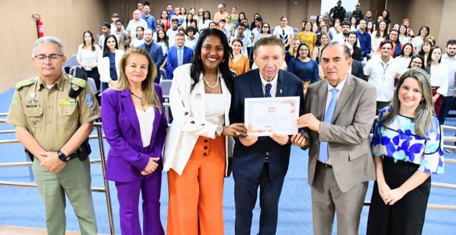 Prefeito Antônio Reis marca presença no lançamento do projeto Ambiente EscoLar - Imagem 1