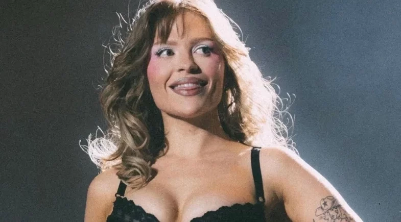Luísa Sonza é detonada nas redes ao reagir a pedido de namoro de fãs durante show