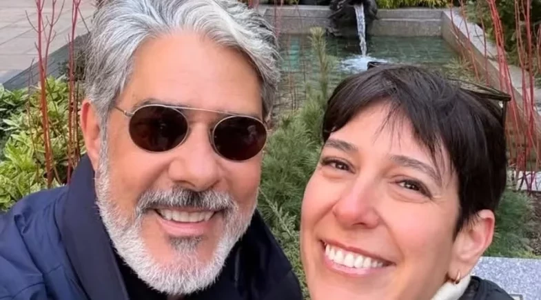 William Bonner curte férias em Nova York com a esposa após deixar o Jornal Nacional