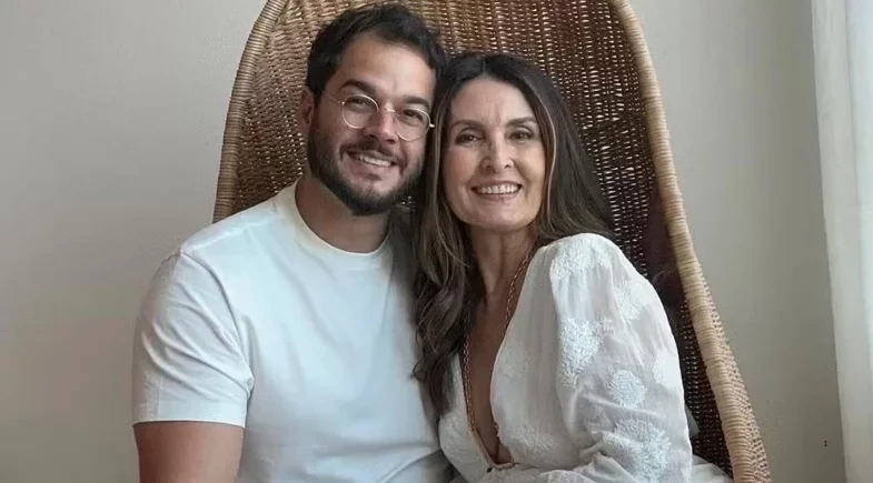 Fátima Bernardes comemora oito anos de namoro com Túlio Gadêlha: “Vivendo o momento”