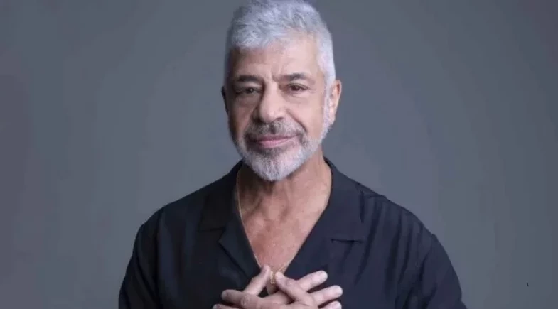 Lulu Santos aparece em registro raro ao lado do marido após jantar no Rio