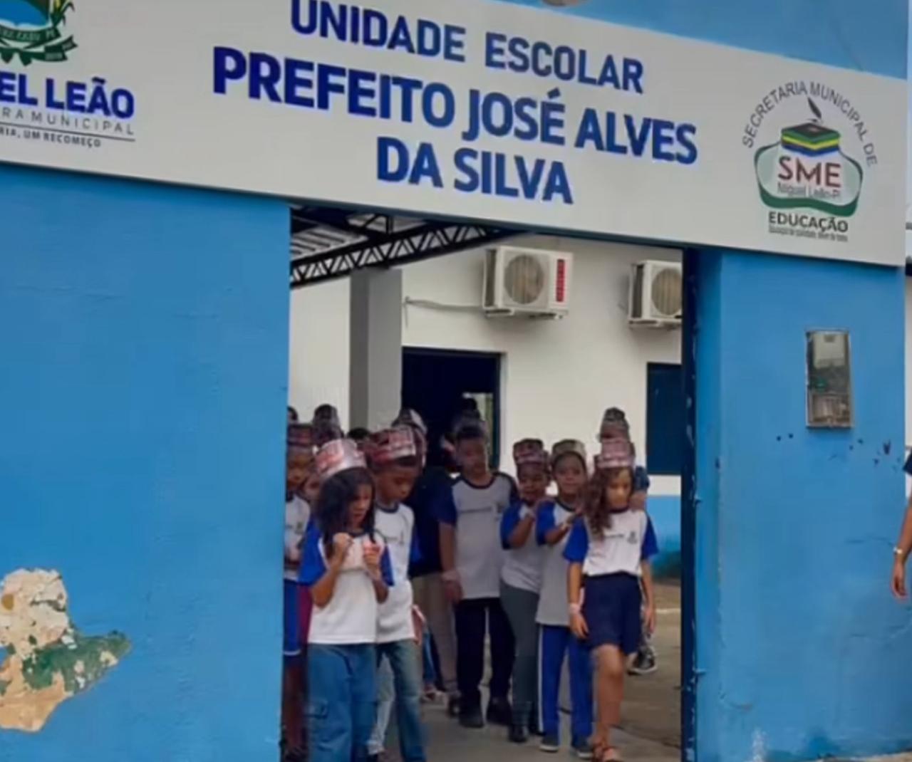 Prefeitura de Miguel Leão realiza caminhada em alusão ao Dia da Consciência Negra - Imagem 1