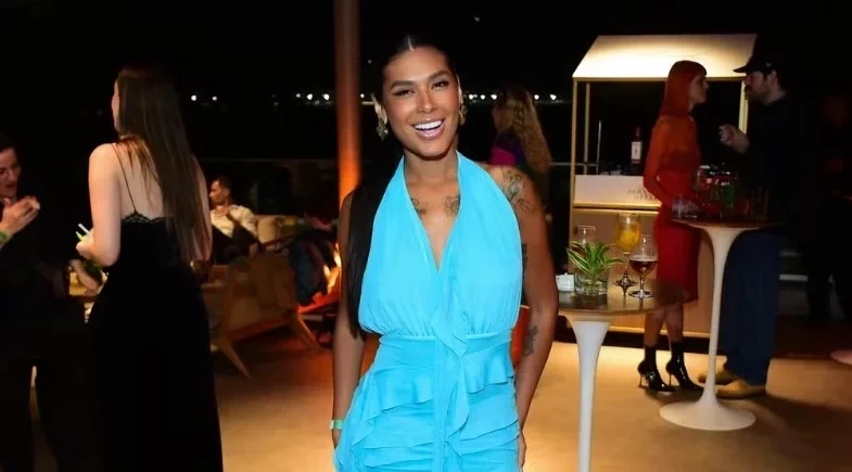 Solteira, Pocah se diverte em festa '39 não é 40' do DJ Felipe Mar; veja looks dos convidados