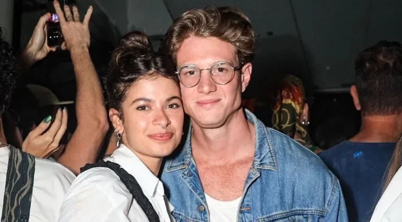 Conheça os amores dos atores de 'Três Graças'; tem casal lésbico na lista!