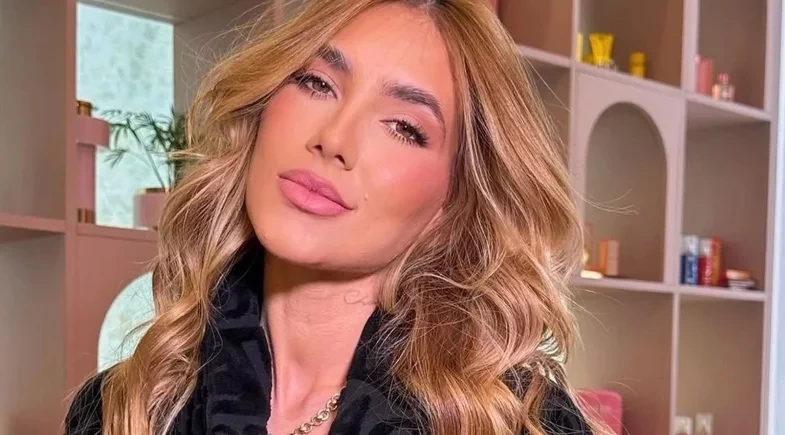 Virginia Fonseca passa por cirurgia em São Paulo