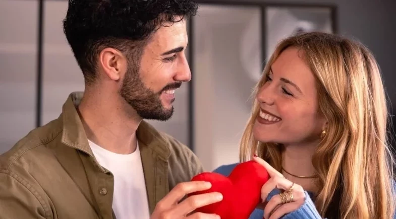 Veja os signos mais intensos na paquera de fim de ano  