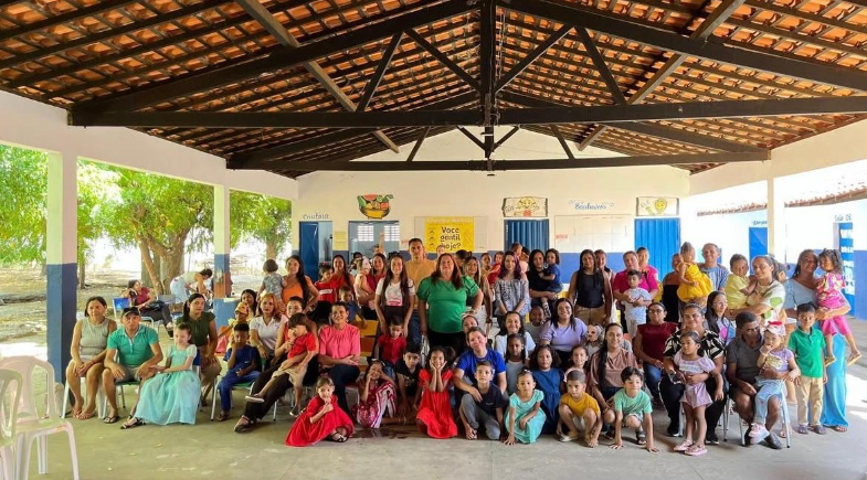 E.M. Agostinho José Leal em Olho D'água do Piauí promove integração do Projeto de Leitura Maleta Viajante