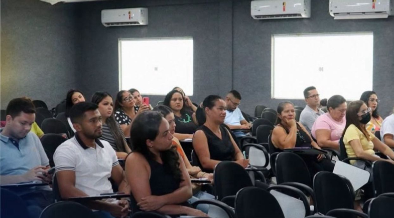 Prefeitura de Curimatá promove capacitação para técnicos de enfermagem e enfermeiros do município 