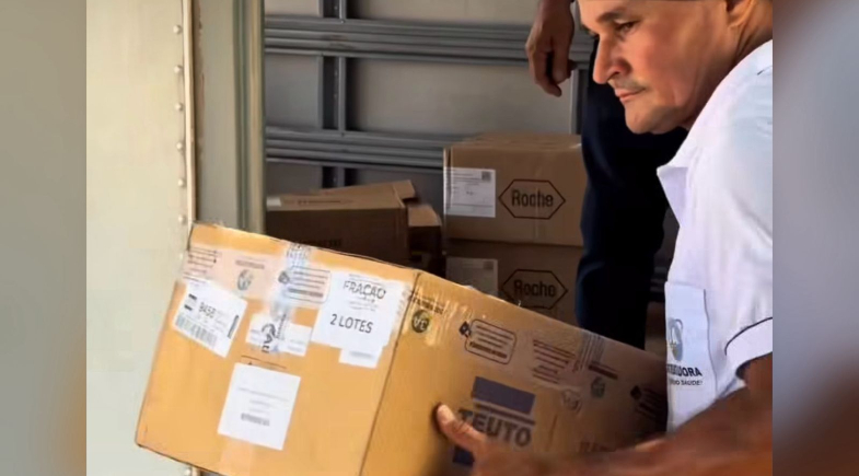 Prefeitura de Parnaíba realiza abastecimento de insumos e medicamentos em hospitais da rede municipal