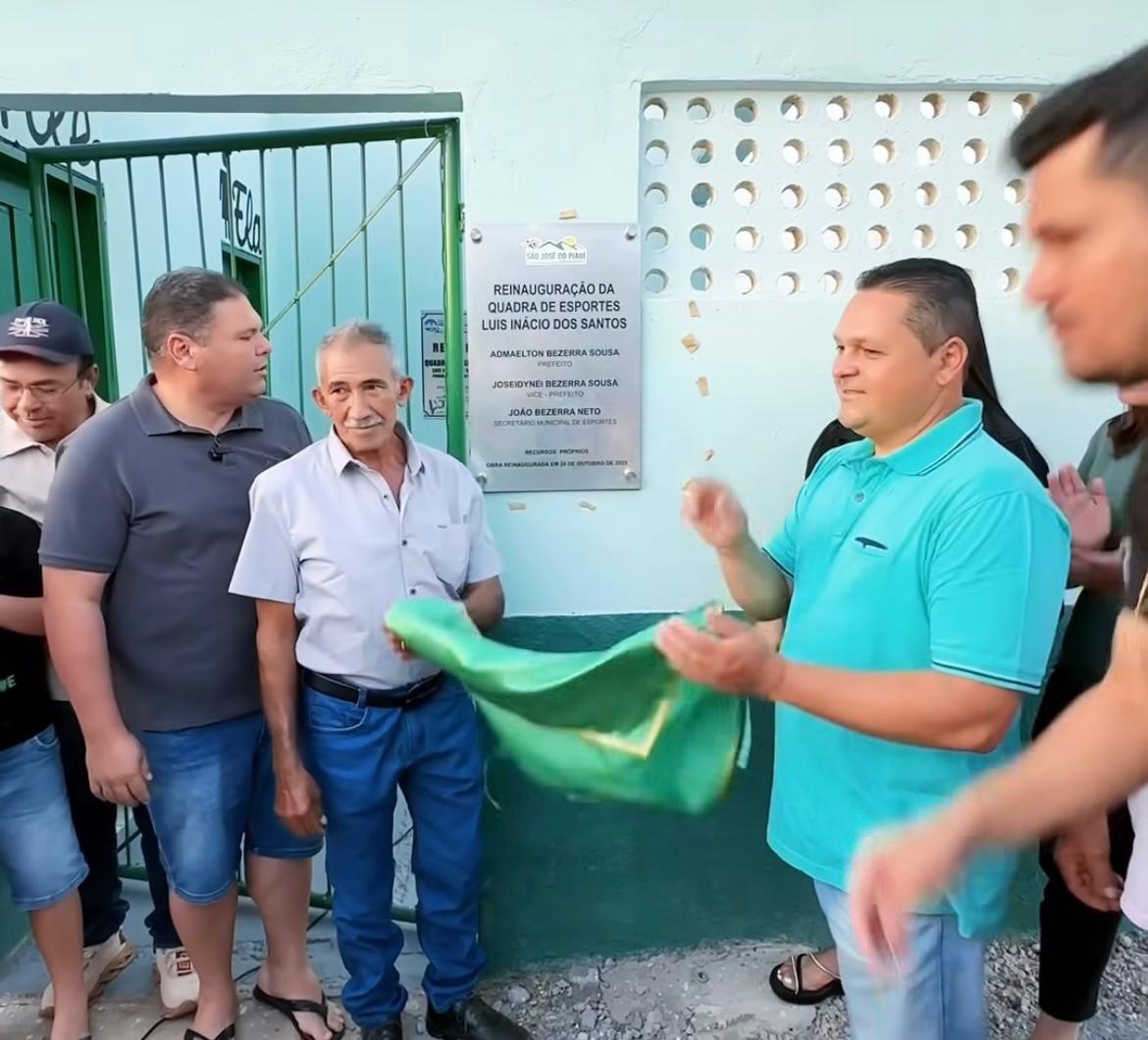 Reinauguração da Quadra de Esportes Luiz Inácio dos Santos - Foto: Prefeitura de São José do Piauí