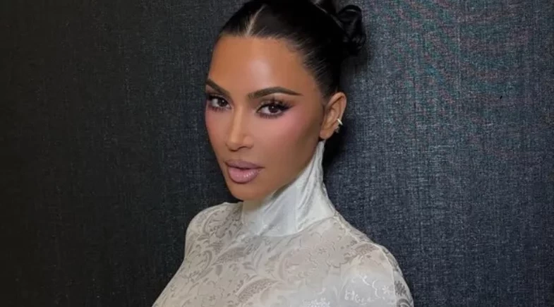 Kim Kardashian culpa ChatGPT por reprovação em prova de Direito: “Grito com ele”
