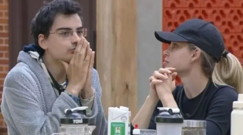 A Fazenda 17: Dudu Camargo e Saory trocam declarações misteriosas: “Foi bom, né?”